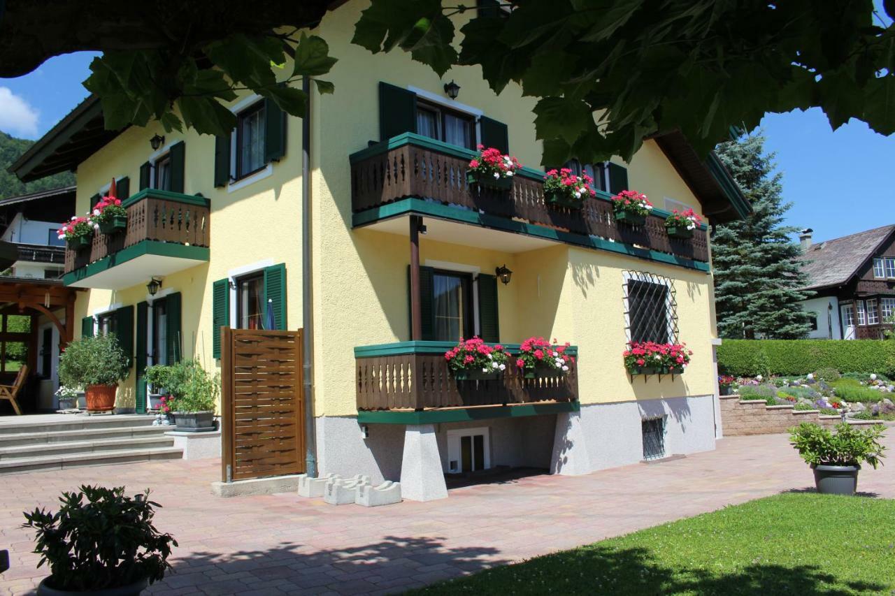 Haus Bruschek Apartment Sankt Gilgen Exterior photo